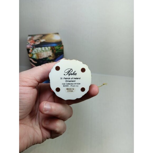 Pipka Irish Collection #11534 St. Patrick of Ireland Limited Edition - Picture 5 of 6